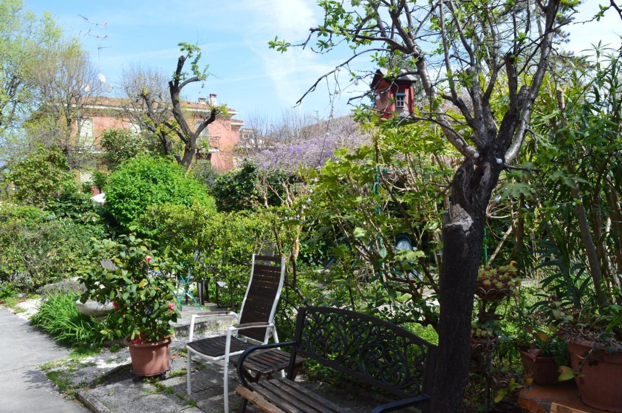 Gasthuis Il Giardino Nel Parco R&b